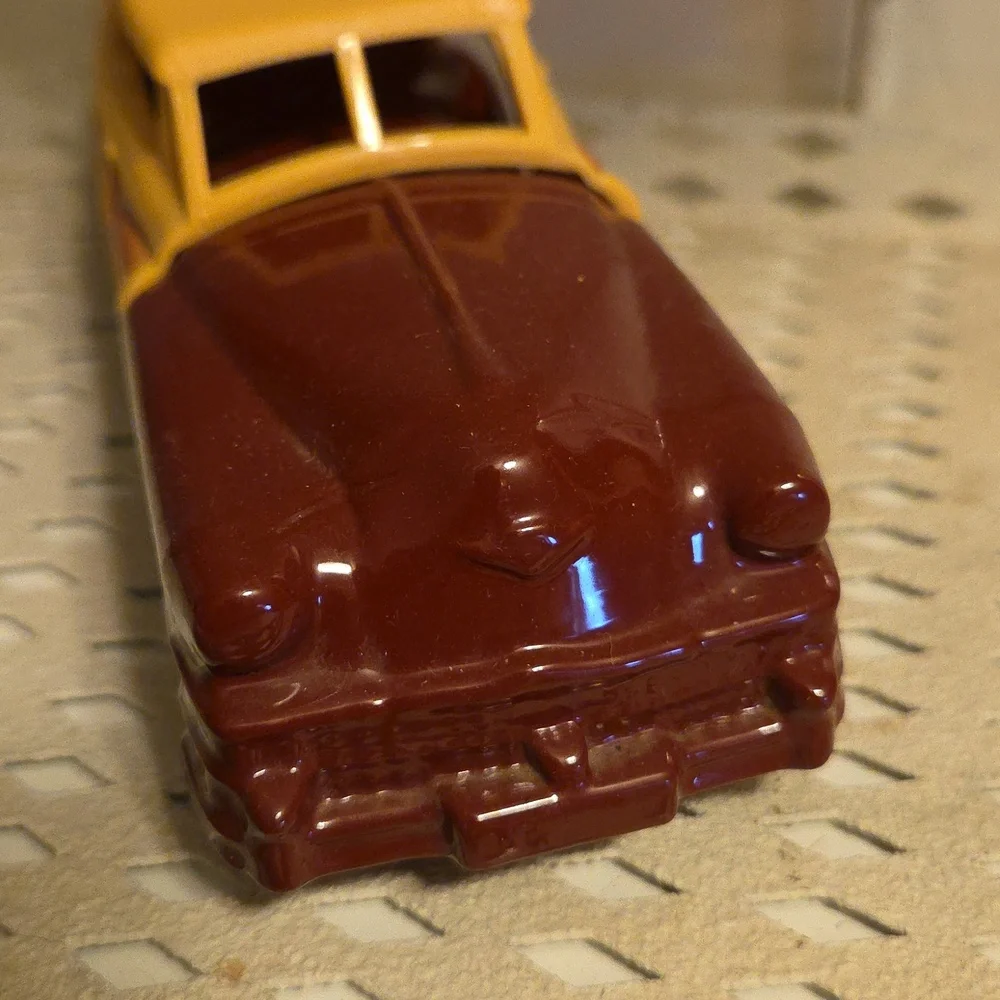 Vintage AVON 1948 CHRYSLER CAR 4.25